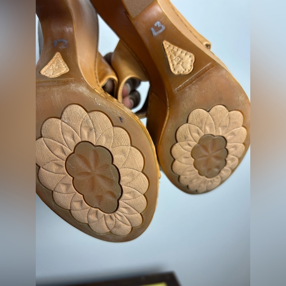Born Crown Leather Fairy Ankle Platform High Heels Leather Size 8 old money VTG - Picture 10 of 16